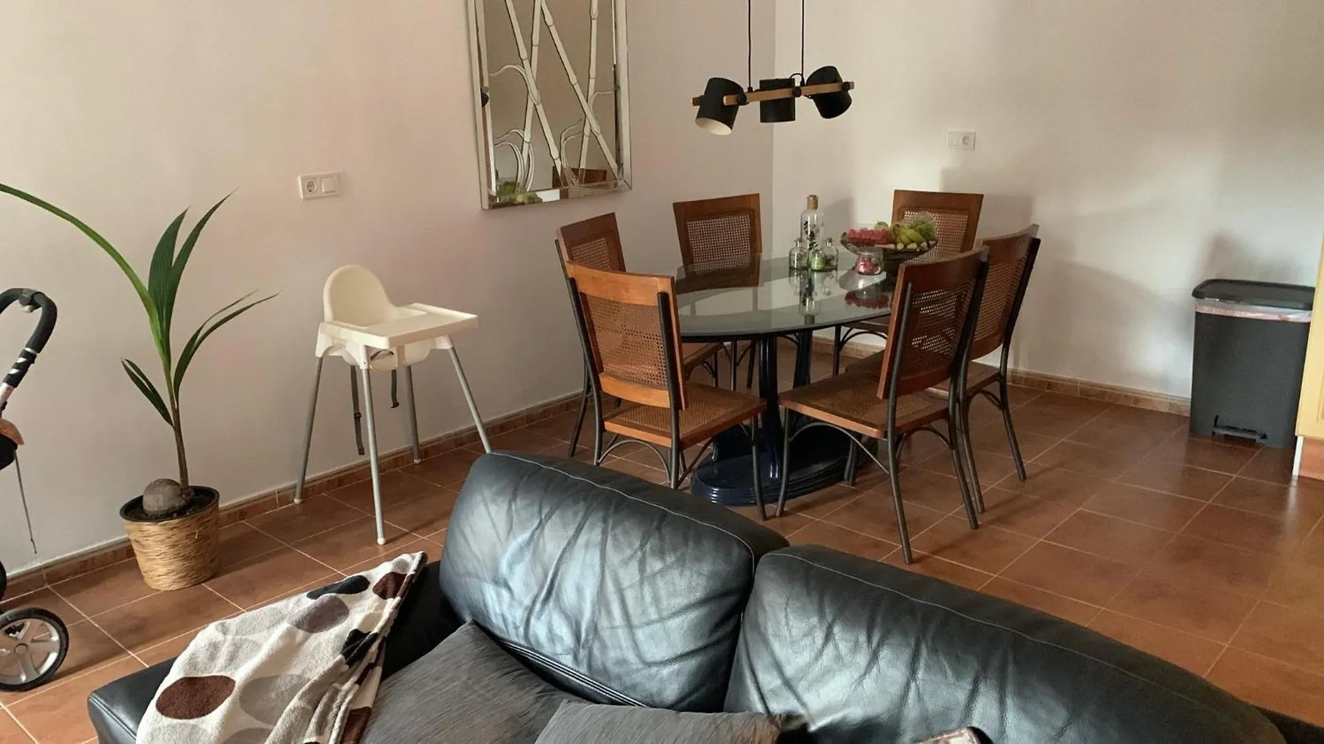 Huis Met Zwembad location